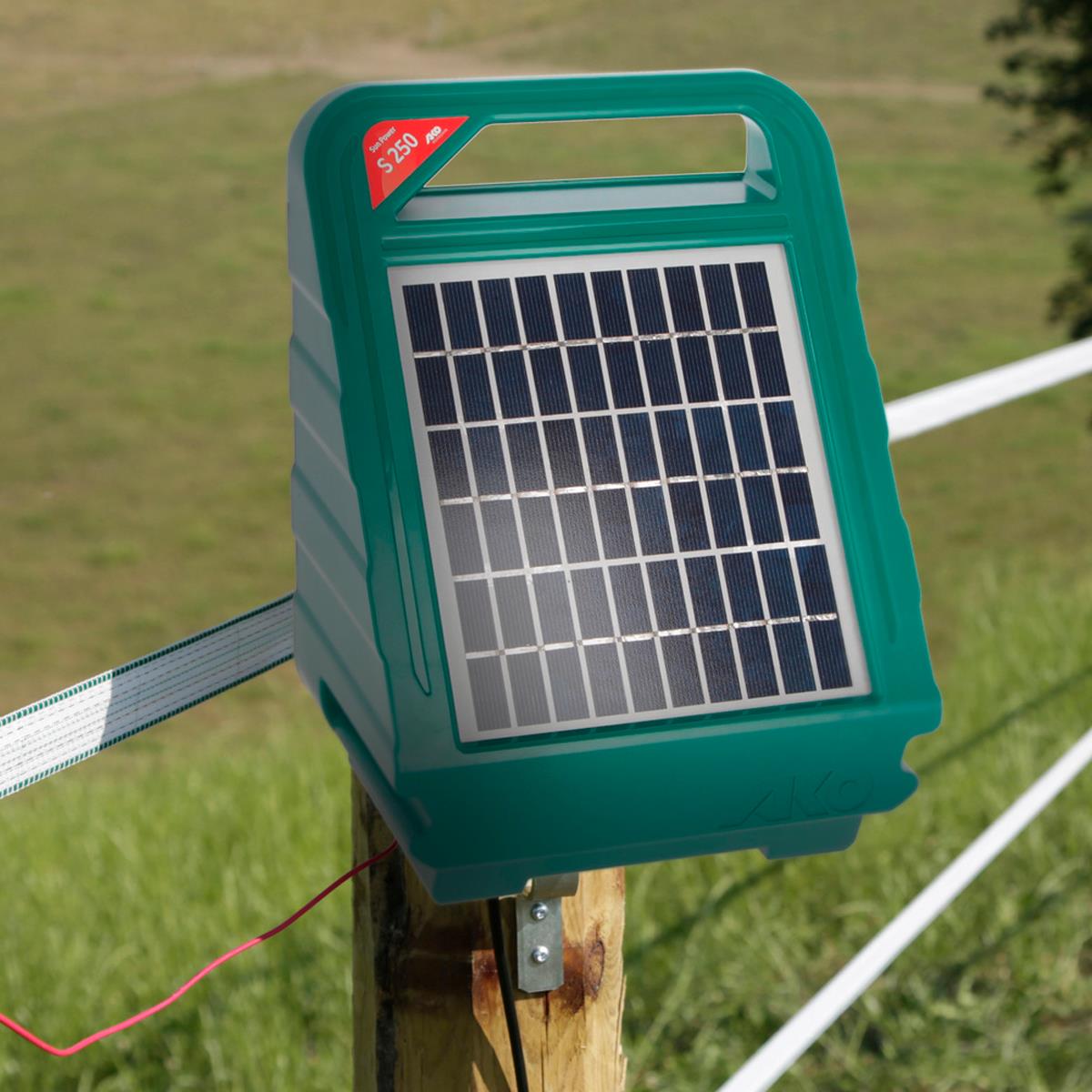 Électrificateur AKO Sun Power S 250 solaire 3 W, 0,40 joule