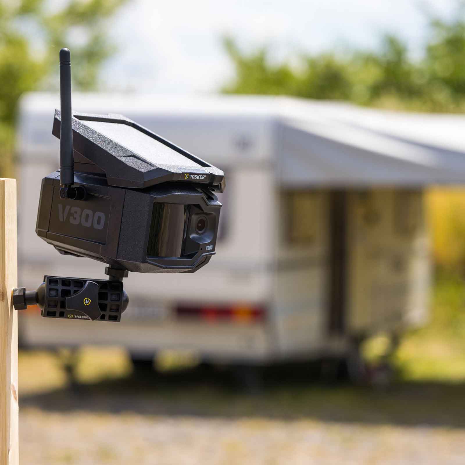 Caméra de surveillance Vosker V300 + Powerbank solaire + Base annuelle