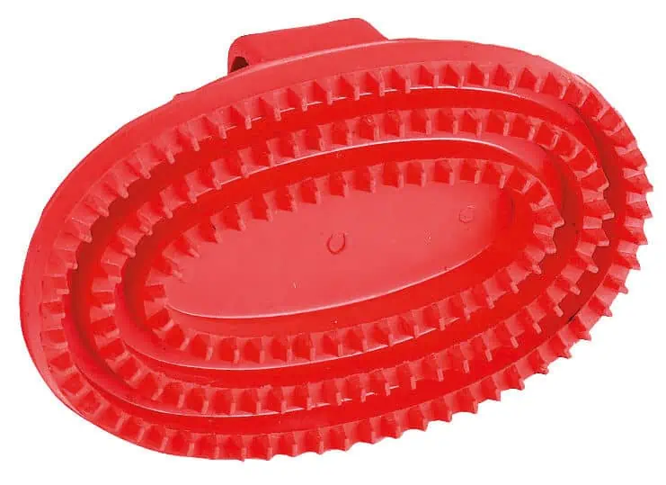 Rubber currycomb oval, red, with handle, 16 x 10 cm